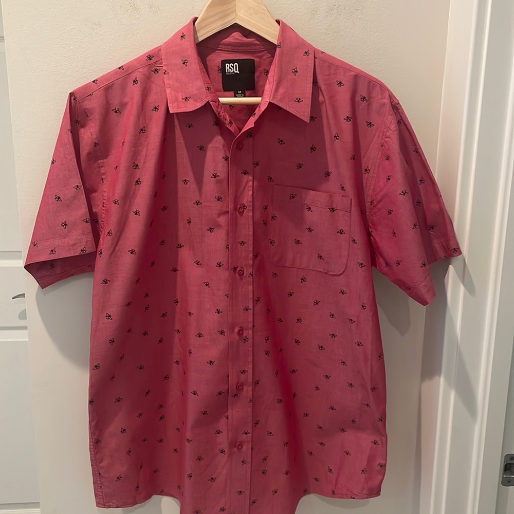 RSQ Collective Short sleeves button down shirt pink size medium